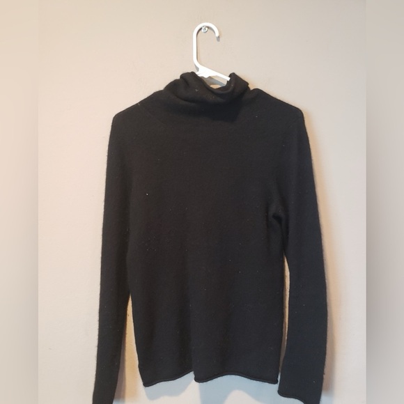 Ann Taylor 100 Cashmere Classic Black Cowl Neck Sweater - Picture 1 of 3